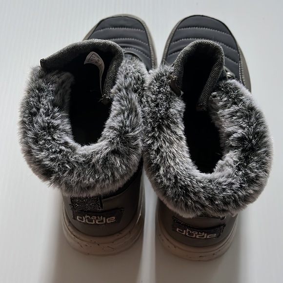 HEYDUDE Brandy Boots women’s size 8 New with Box - Picture 6 of 9